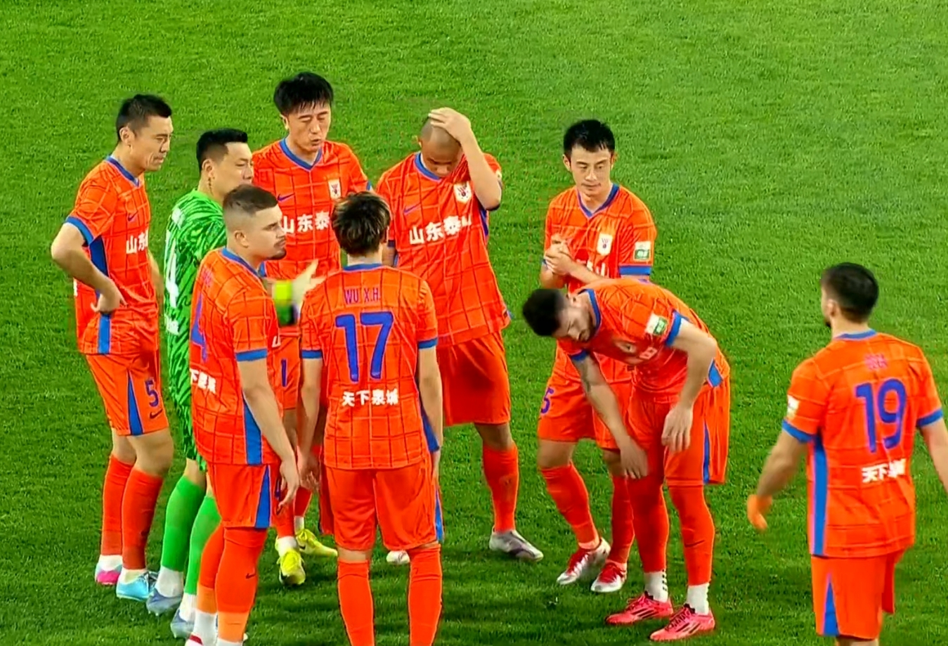 九游娱乐登录入口-关于赛地聚焦——中超冲刺阶段热度飙升，波尔图门线救险，媒体盛赞，阵容厚度经受考验的信息